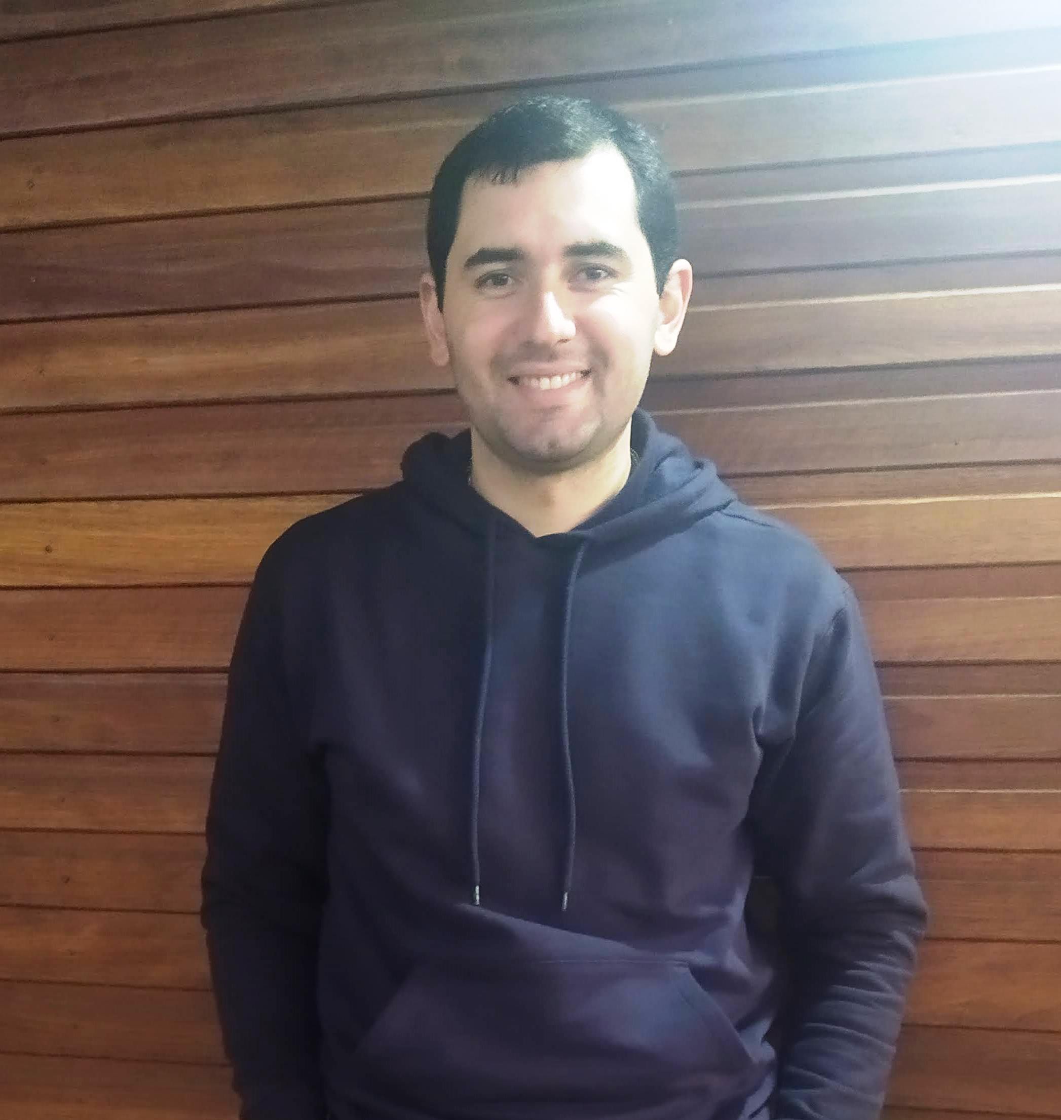 Juan Carlos de León profesional